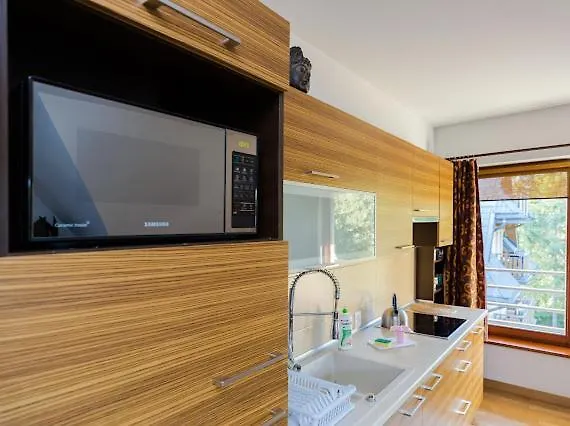 Egzotyczny Bory * זקופאנה